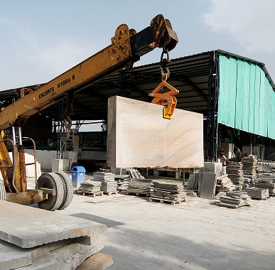 Crane lifting